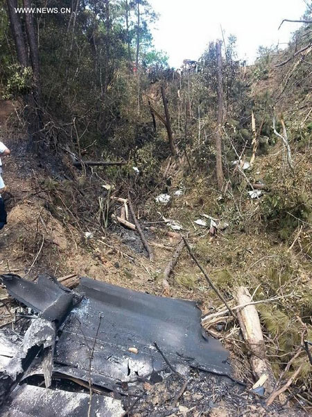 Laos : le ministre de la Défense et 15 autres personnes tués dans un accident d'avion