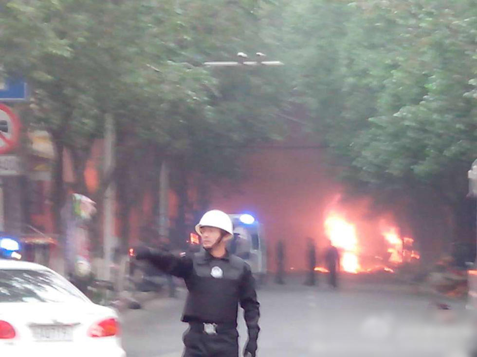 Les explosions sur un marché au Xinjiang ont fait des morts et des blessés