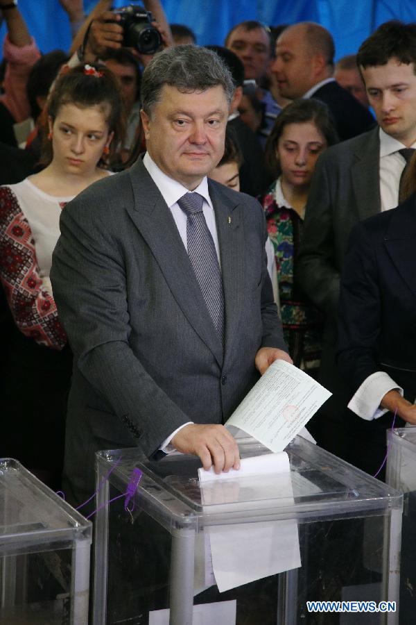 Porochenko remporte l'élection présidentielle en Ukraine