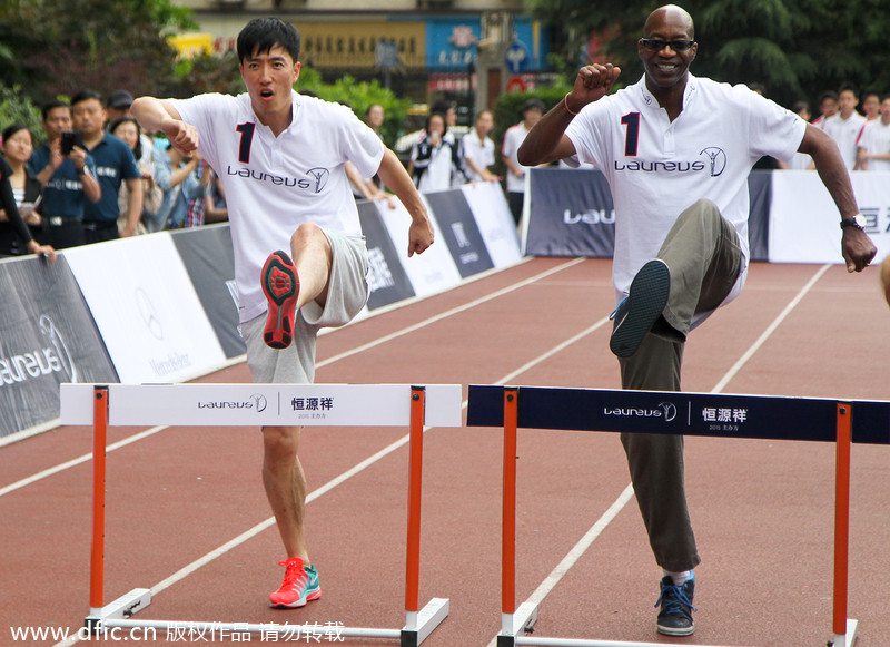 Laureus World Sports Awards : Liu Xiang en exhibition à Shanghai