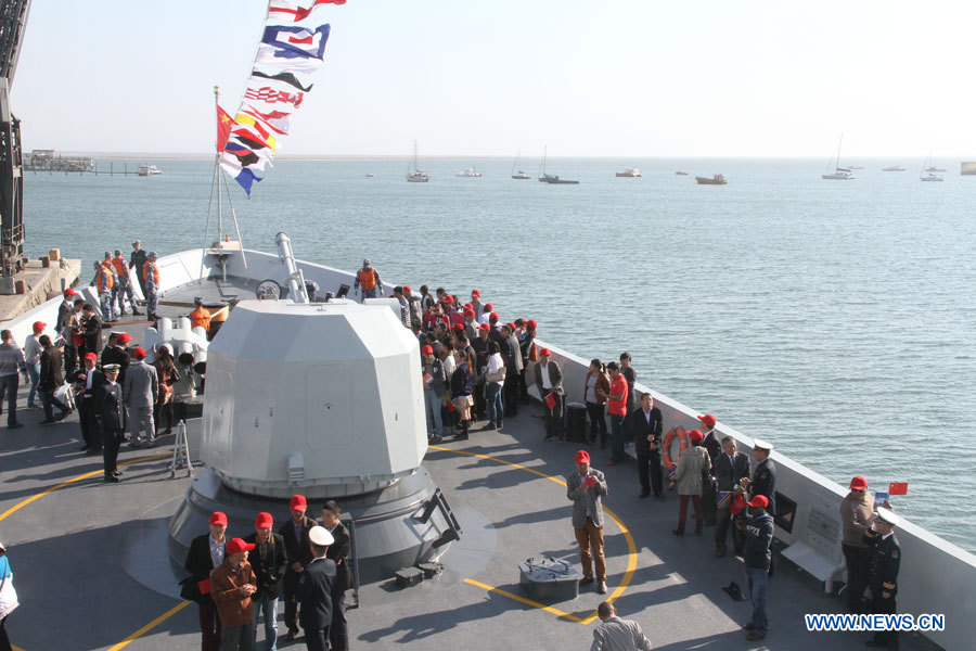 Une flotte de la marine chinoise visite la Namibie