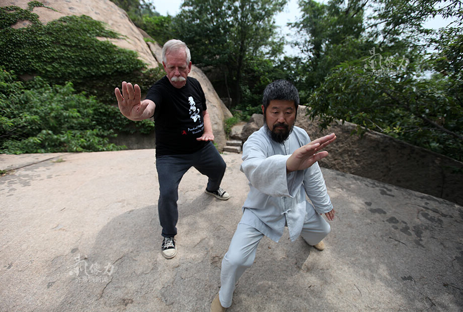 Apprenez la boxe Taiji dans une montagne chinoise !