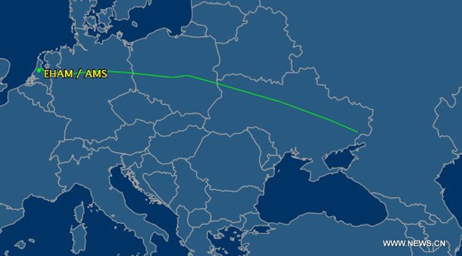 Un avion de passagers de Malaisie s'écrase en Ukraine à proximité de la frontière russe 