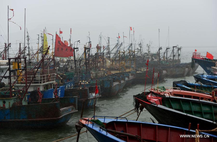 Le typhon Matmo touche terre au Fujian