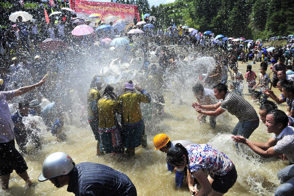 La Fête du Poisson des Miaos du Guizhou