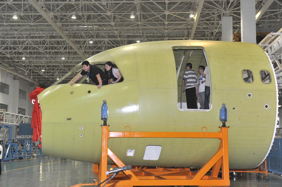 Le nez de l'avion de ligne C919 est sorti des cha?nes d'assemblage