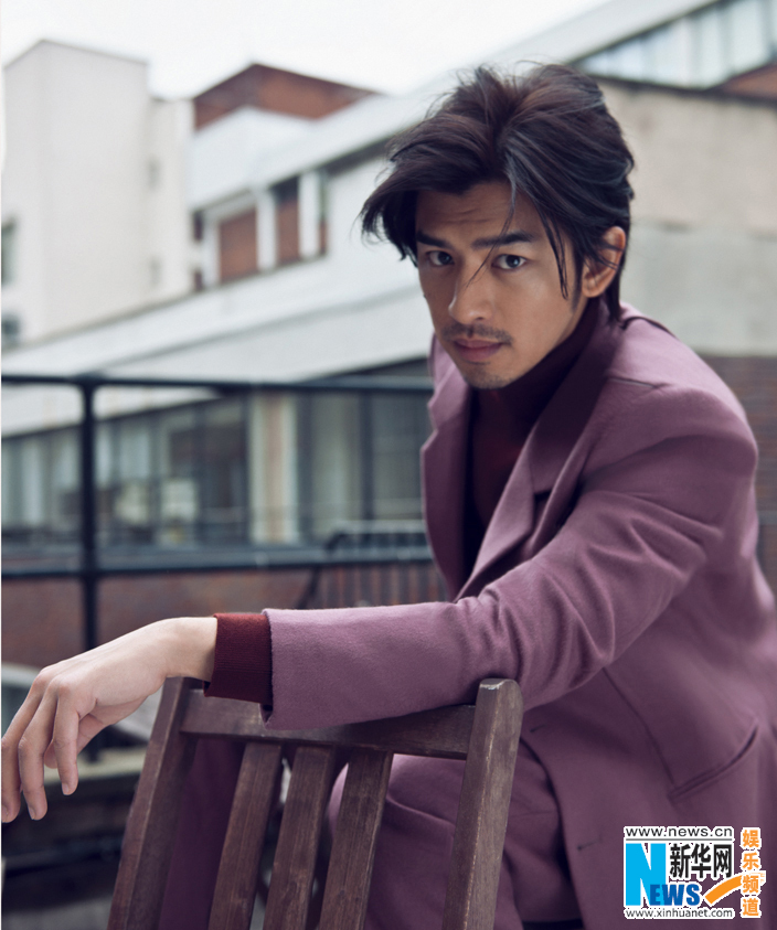 L'acteur Bo-Lin Chen pose pour ELLE MAN