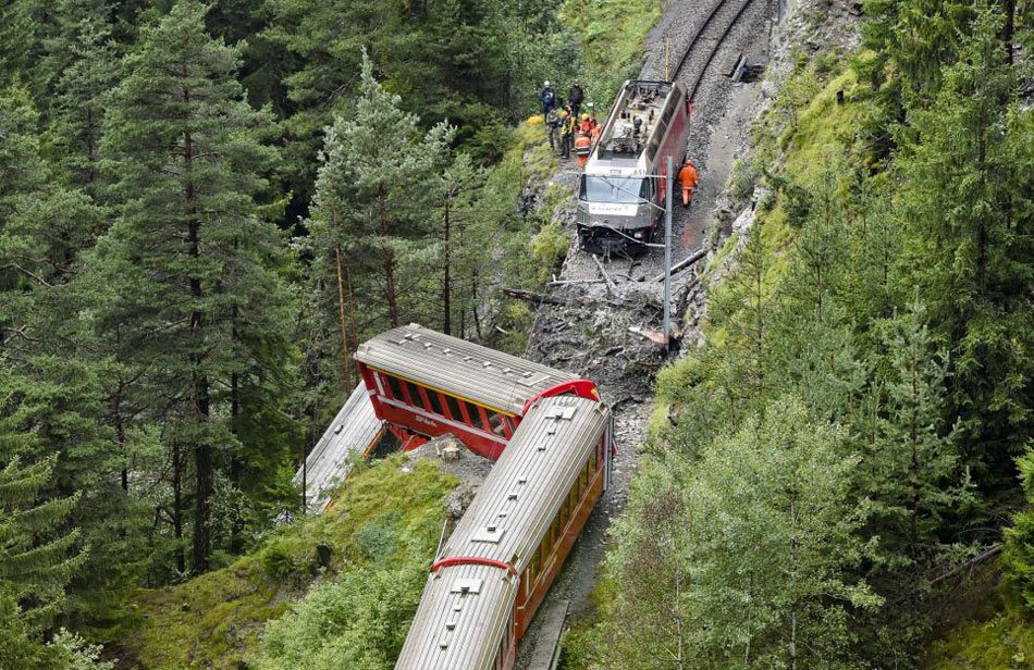 Déraillement d'un train en Suisse : sept blessés