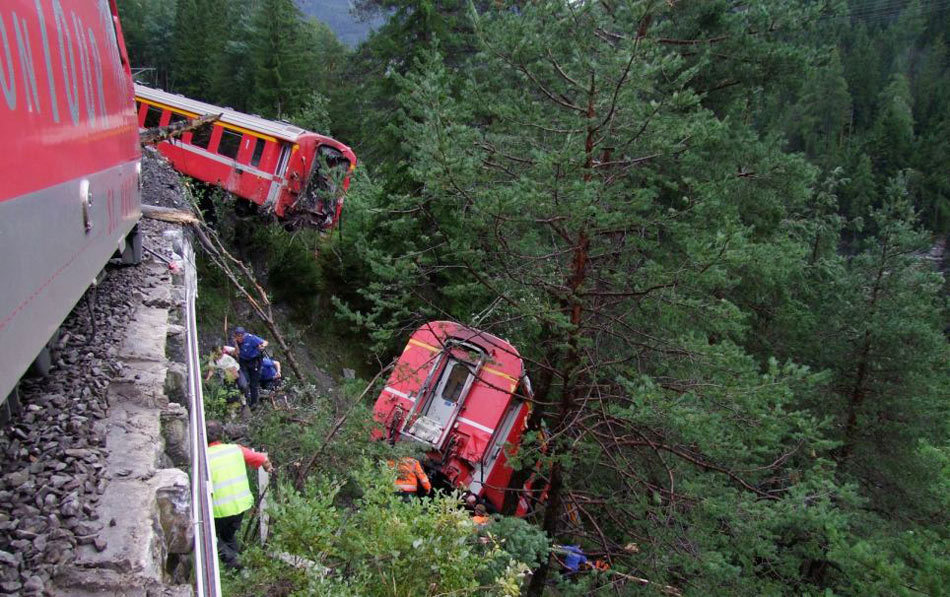 Déraillement d'un train en Suisse : sept blessés