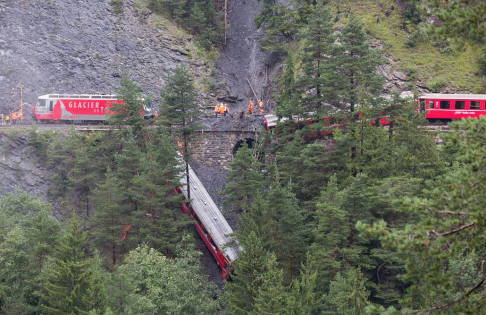 Déraillement d'un train en Suisse : sept blessés