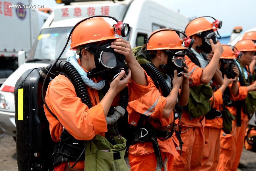 Chine : 27 mineurs toujours piégés dans une mine de charbon après un coup de grisou