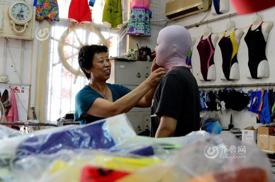 Qingdao et l’invention du Facekini