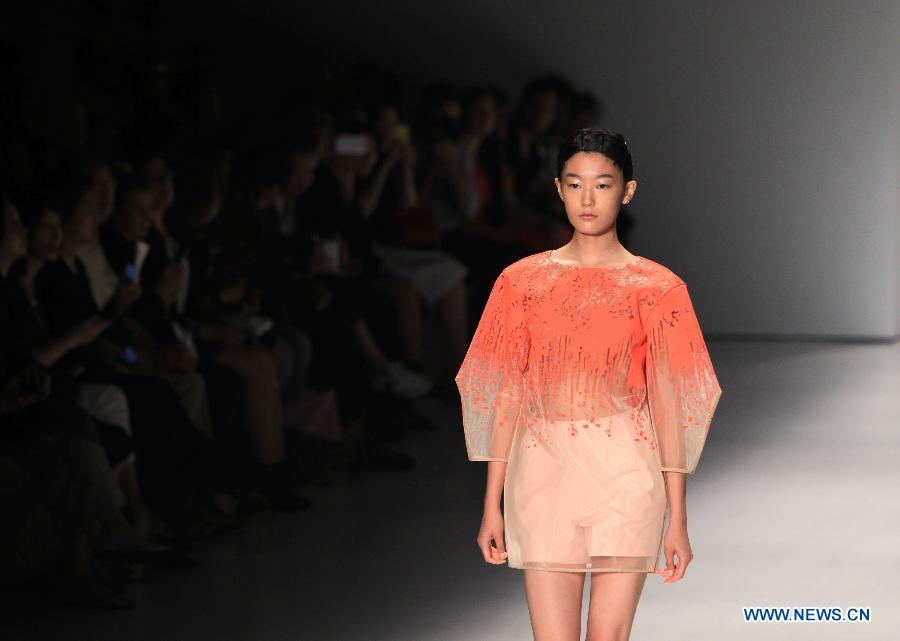 Fashion Week de New York : le defilé TAORAY WANG 