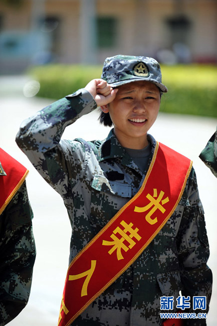 Une première femme militaire à Sansha