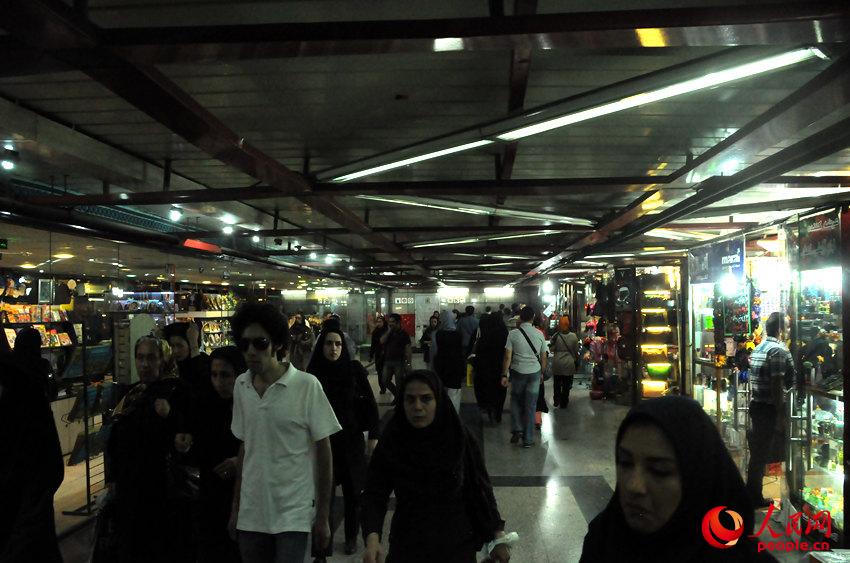 Des rames chinoises dans le métro de Téhéran