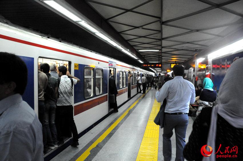 Des rames chinoises dans le métro de Téhéran