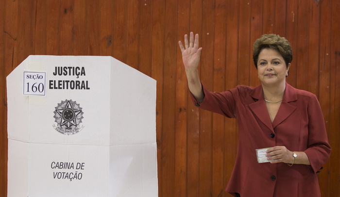 Brésil: la présidente Rousseff réélue pour un second mandat