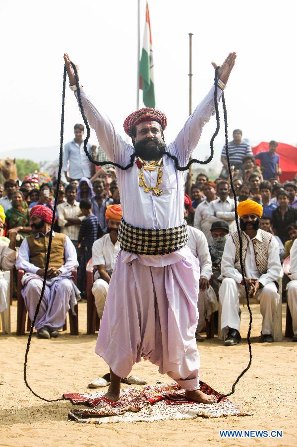 Un concours de moustaches en Inde