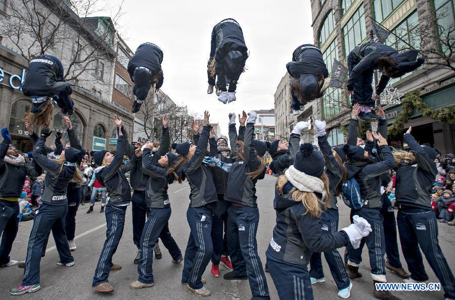 Photos - Défilé du Père No?l à Montréal