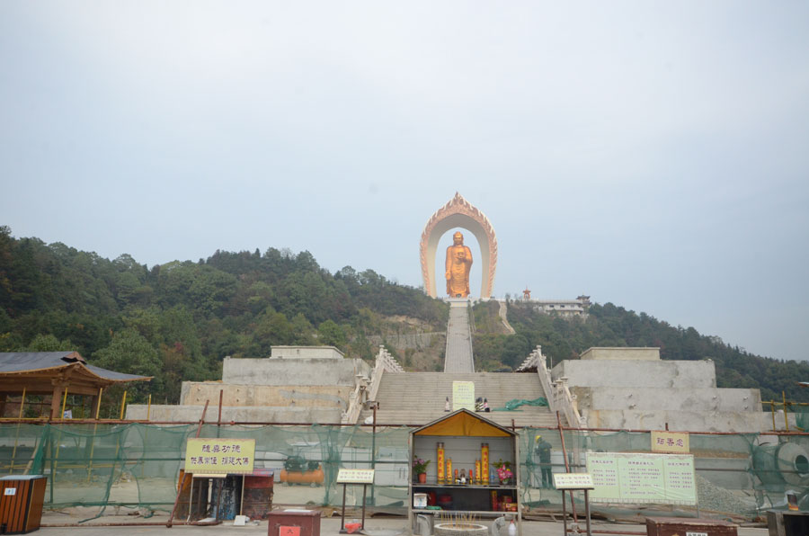 Le plus haut Bouddha est chinois