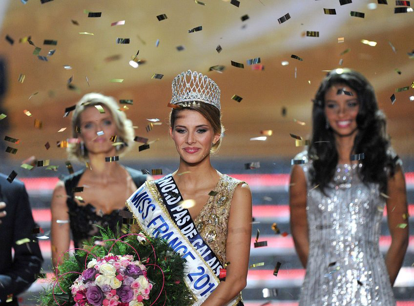 Une blonde de 20 ans élue Miss France 2015