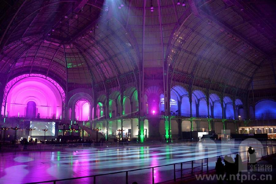 Le plus grand patinoire du monde au Grand Palais 