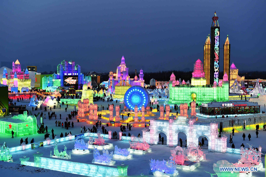 Harbin :  le Festival international de glace en images