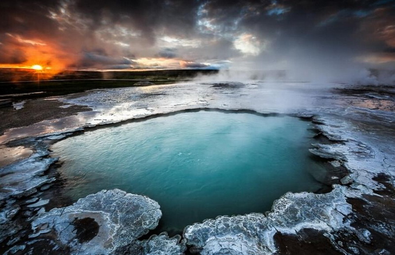 Les magnifiques sources du pays de la glace et du feu