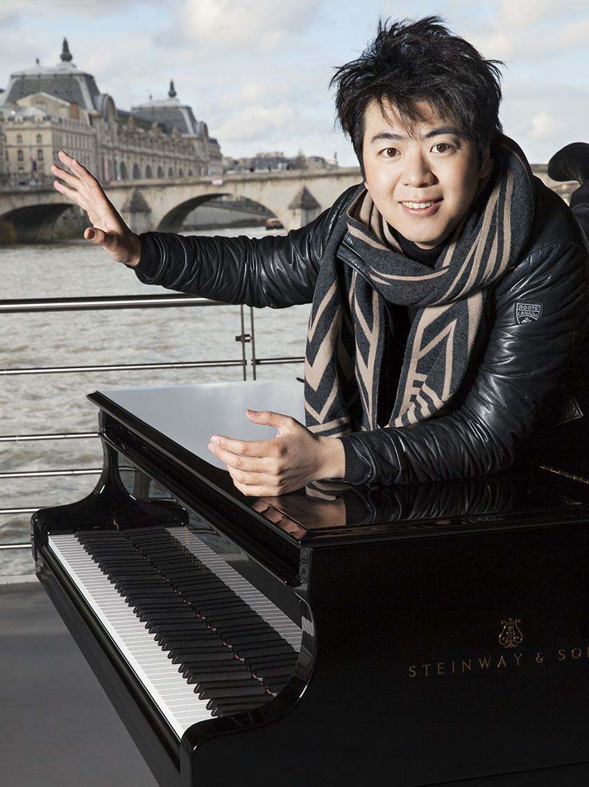 Lang Lang pose pour Paris Match