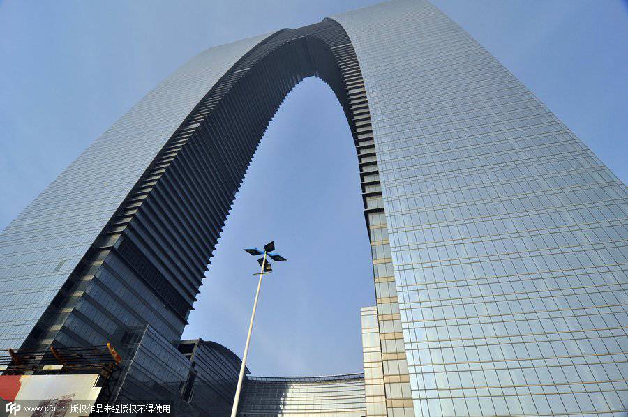 Zoom sur la Porte de l'Orient à Suzhou, le samedi 11 avril. [Photo/IC]