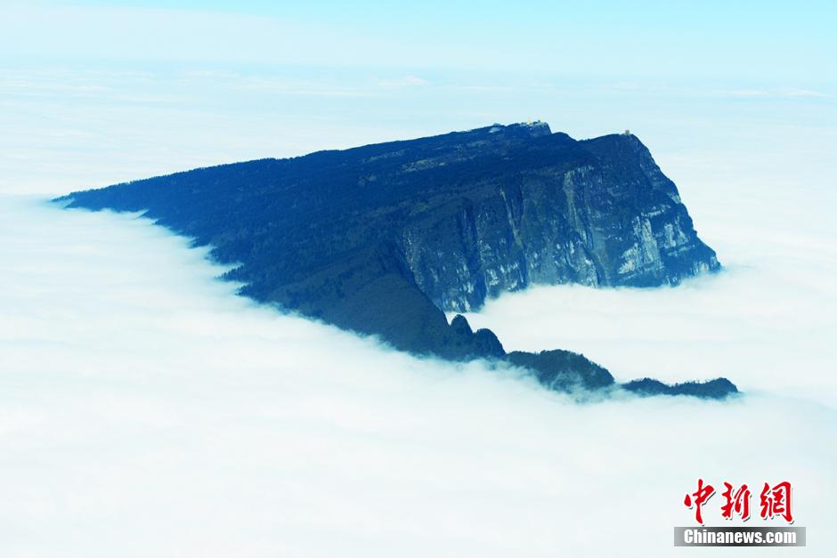 Le Mont Emei depuis le ciel