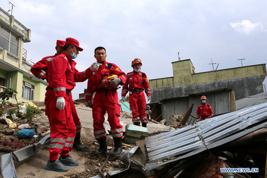 Les efforts chinois pour porter secours au Népal, un bon exemple de la politique diplomatique chinoise