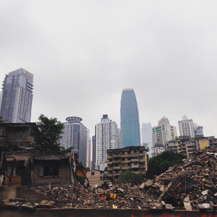 Promenade dans les 18 marches de Chongqing, au c?ur des ? bidonvilles ? de la vieille ville