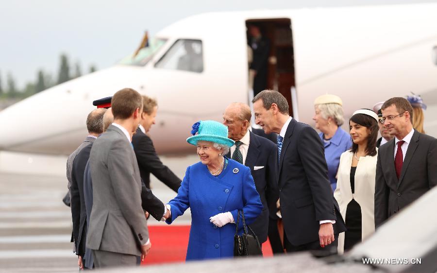 La reine d'Angleterre arrive en Allemagne pour une visite d'Etat