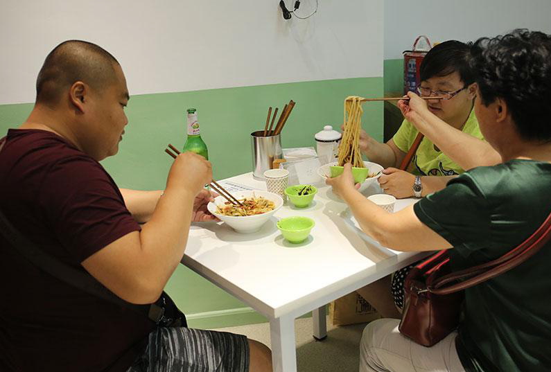 Réouverture d'un populaire restaurant d'Etat à Beijing