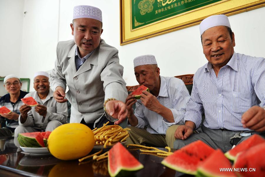 Les musulmans chinois célèbrent l'A?d al-Fitr