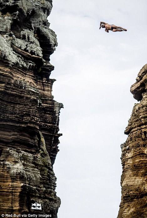 Plongeons spectaculaires de haut vol