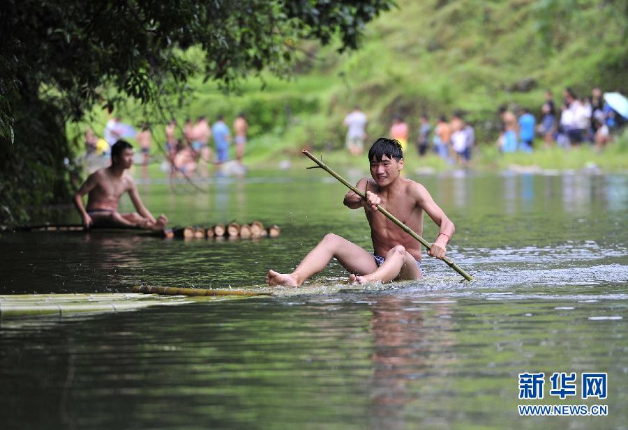 Photo prise le 28 juillet dans le canton de Jiabang à Jiangxian, dans la province du Guizhou.