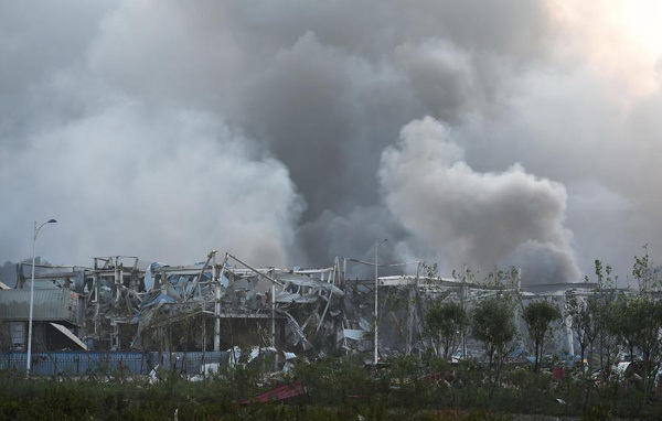 Double explosion dans la ville chinoise de Tianjin : au moins 17 morts