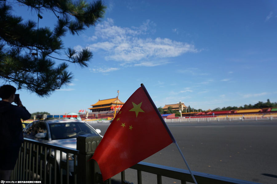 Le ciel bleu révèle la beauté de Beijing 