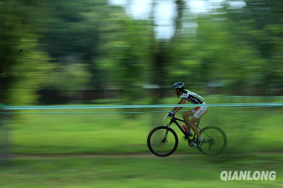 Beijing : le 3e QianSen Trophy Cyclocross se tient à Yanqing