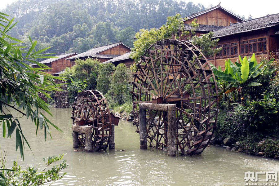 Un village de l'ethnie Dong oublié par le temps