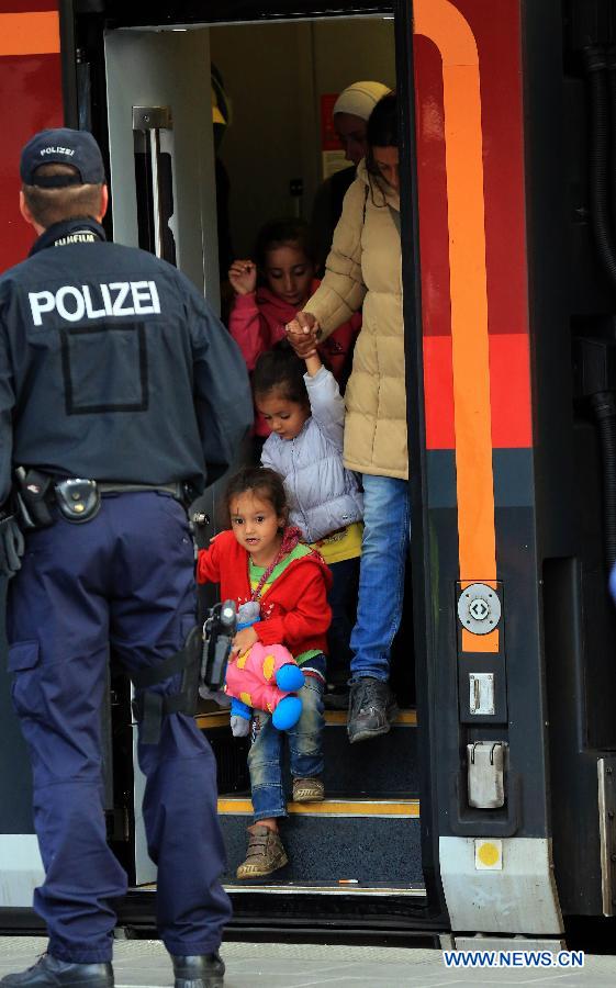 Les premiers réfugiés arrivent à Munich