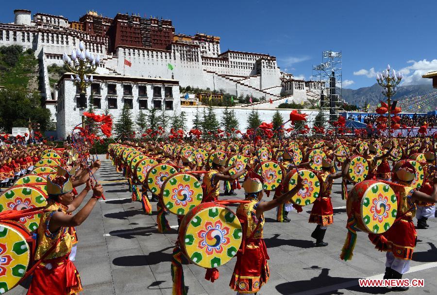 La Chine célèbre le 50e anniversaire de l'autonomie du Tibet