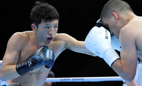 Boxe APB : Djelkhir battu par le Chinois Zhang Jiawei