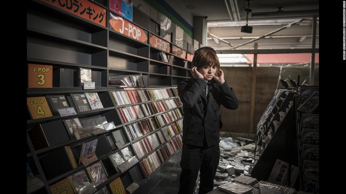 Le retour impossible : 4 ans après, des habitants de Fukushima reviennent sur les lieux