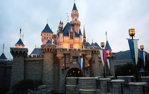 Le Disneyland de Shanghai, ouvrira au printemps 2016