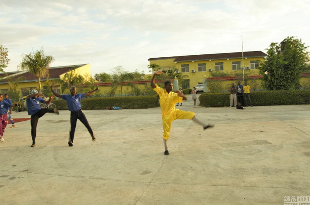 Le Kung Fu de Shaolin populaire dans les régions rurales africaines