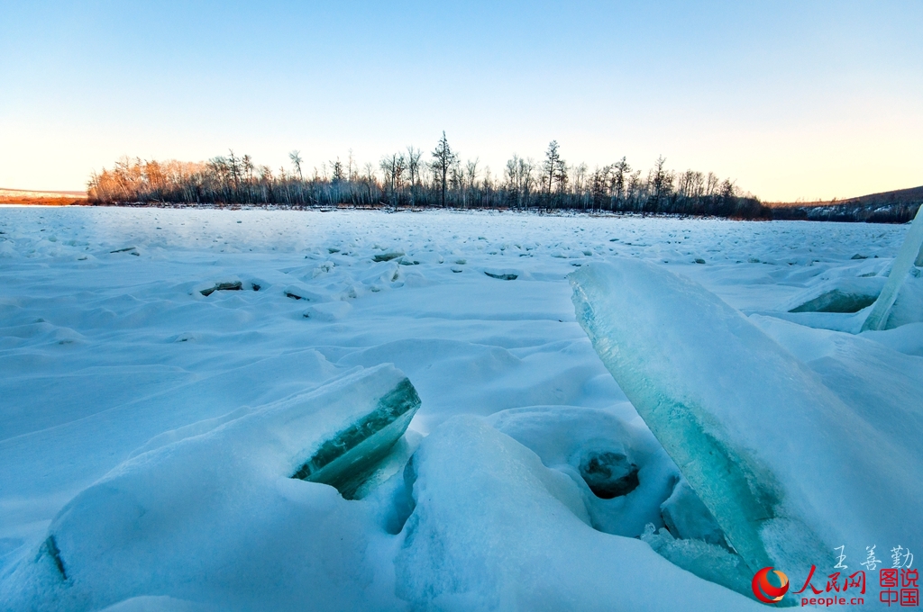 Un hiver tranquille dans les montagnes du Grand Khingan