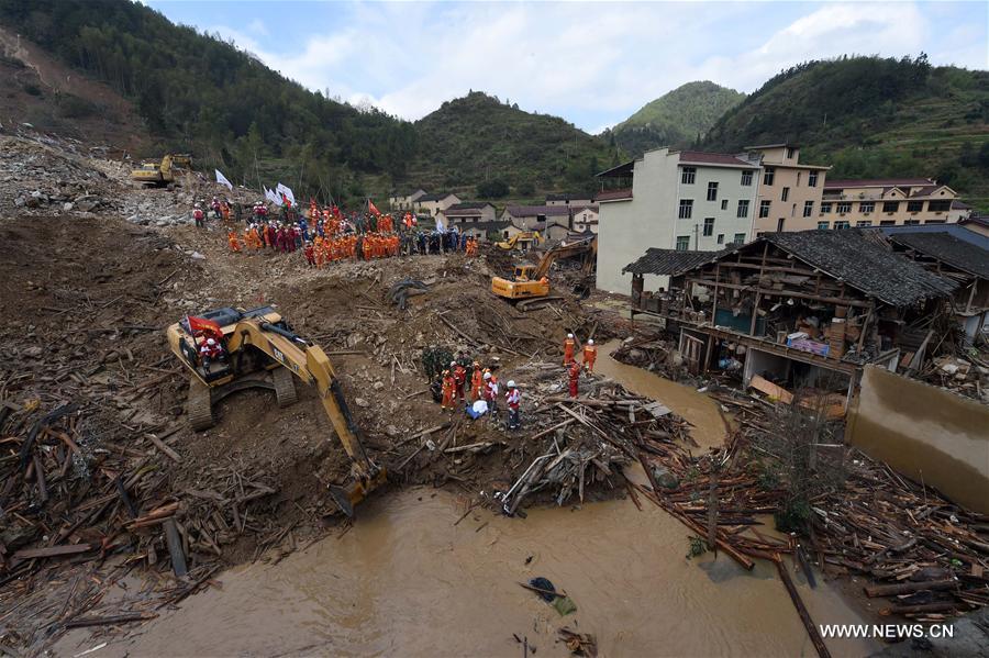 Chine : 16 morts dans un glissement de terrain au Zhejiang